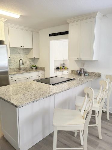 9681 Park Lake Dr, Pinellas Park FL  33782-3561 exterior