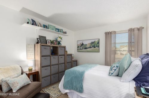 4961 Ferret Dr, Tucson AZ 85742-9543 exterior