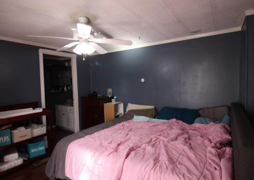 1032 Cherry Tree Xing, Breinigsville PA  18031-1608 exterior