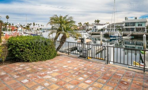 87 Port Of Spain Rd, San Diego, CA 92118-3225