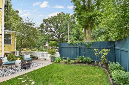 1051 Spaight St, Madison WI 53703-3701 exterior