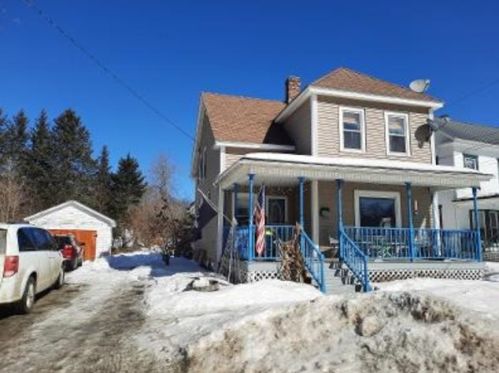 15 Merrill St, Columbia NH  03576-3136 exterior