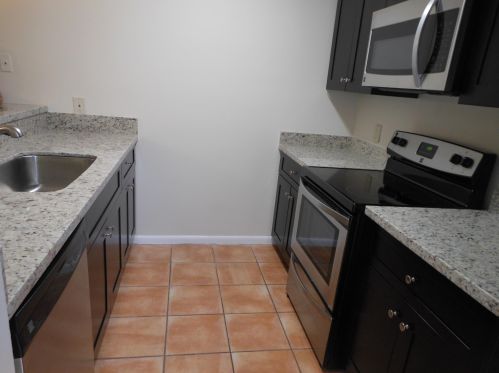 1726 17th Way, West Palm Beach, FL 33407-6621