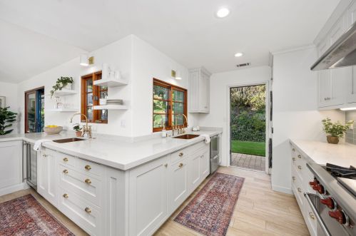 1047 Cheltenham Rd, Santa Barbara CA  93105-2236 exterior