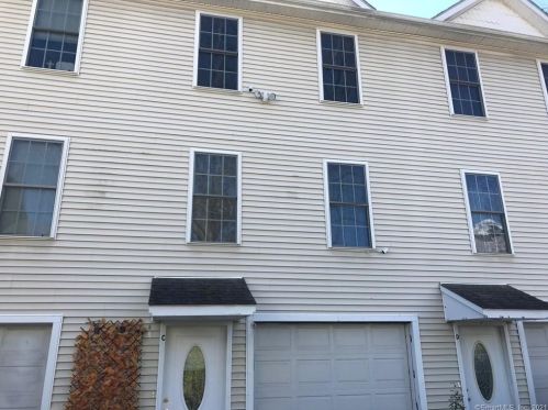 81 George St, Stamford, CT 06902-6261