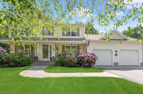 43 Ginger Trl, Coventry RI 02816-8262 exterior