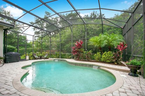 1443 Conway Isle Cir, Orlando, FL 32809-3301