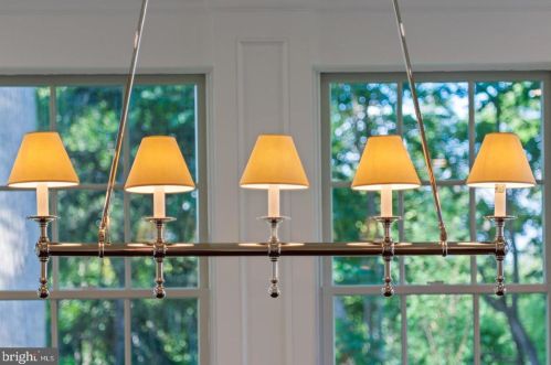 577 Jobel Dr, Tavistock NJ  08033-1034 exterior