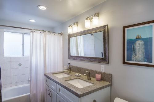8530 Harwell Dr, San Diego CA  92119-1917 exterior