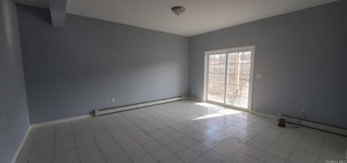 6 Mt Hope Rd, Middletown NY  10940-7128 exterior