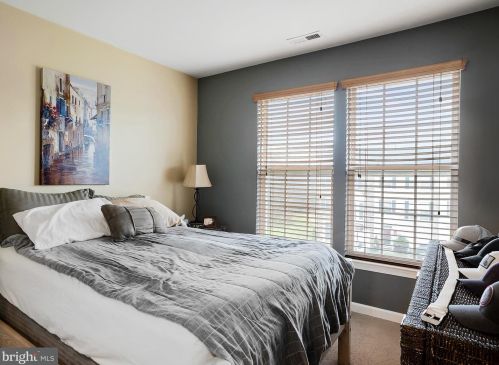 129 South Ave, Swedesboro NJ  08085-1693 exterior