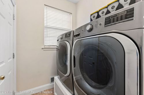 240 Sunnybrook Rd, Jackson Twp NJ  08527-4615 exterior