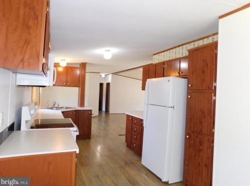 35353 Dannys Dr, Laurel DE  19956-3311 exterior