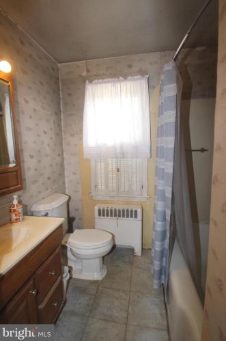 373 Concord Rd, Glen Mills PA  19342-1403 exterior