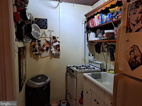 1339 Dekalb St, Norristown PA  19401-3403 exterior