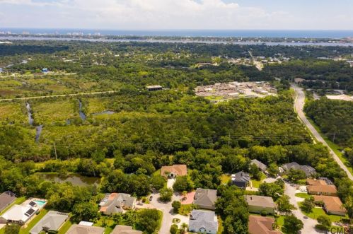 7 Archangel Cir, Ormond Beach, FL 32174-9412