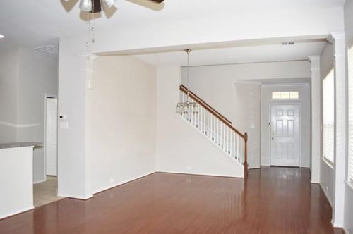 1422 Ravenwood Dr, Midlothian TX  76063-6054 exterior