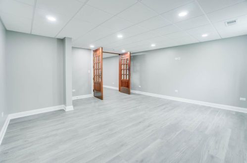 7407 136th Ln, Cedar Lake IN  46303-9192 exterior