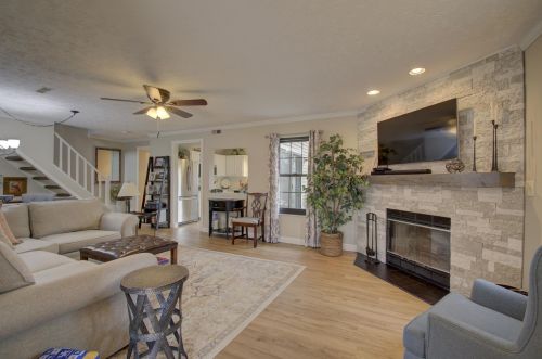288 Secretariat Ct, Covington, KY 41017-2291