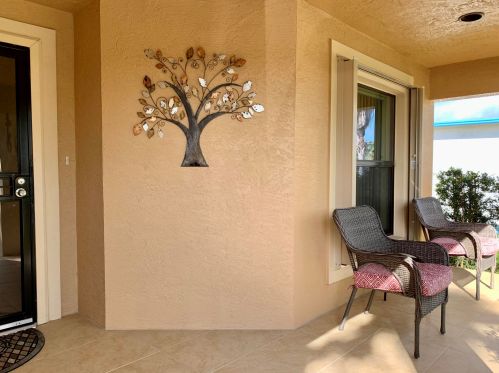 44 Grande Vista Way, Fort Pierce, FL 34952-8513