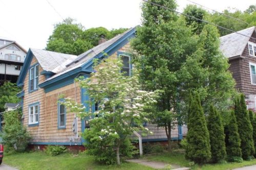 47 Clark St, Brattleboro, VT 05301-6437
