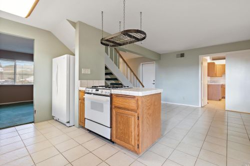 412 Turner Dr, Benicia CA  94510-1413 exterior