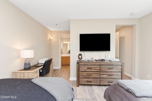 2163 Silverstar St, Simi Valley CA  93065-0591 exterior