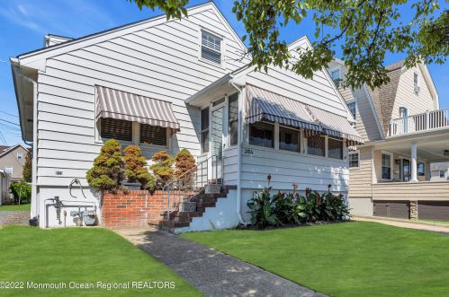 204 18th Ave, Belmar, NJ 07719-2611