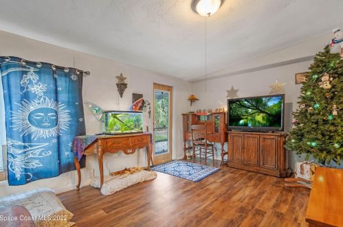 2595 Parrish Rd, Titusville FL  32796-7810 exterior