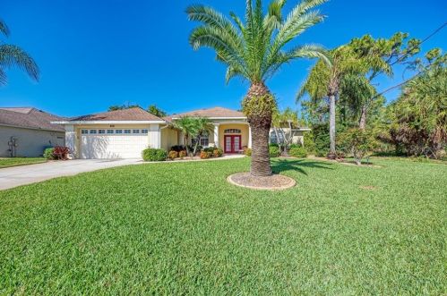 806 Rotonda Cir, Placida, FL 33947-1826