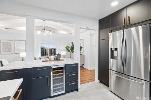 141 Echo Ave, Oakland CA 94611-4307 exterior