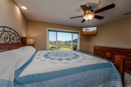 858 Sanel Dr, Ukiah CA  95482-9604 exterior