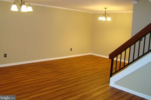 268 Clinton Ct, Southampton PA  18966-2723 exterior