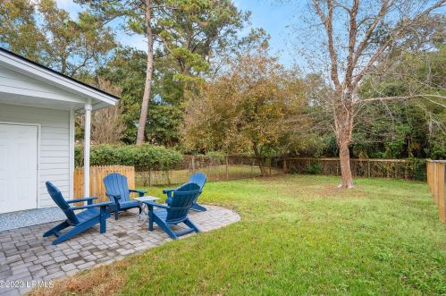 1305 Broad St, Beaufort SC  29902-6373 exterior