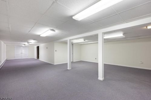 1 Prince Rd, Parsippany NJ  07054-4822 exterior