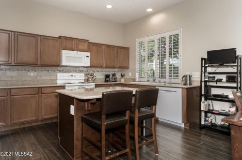 63710 Haven Ln, Tucson, AZ 85739-2123