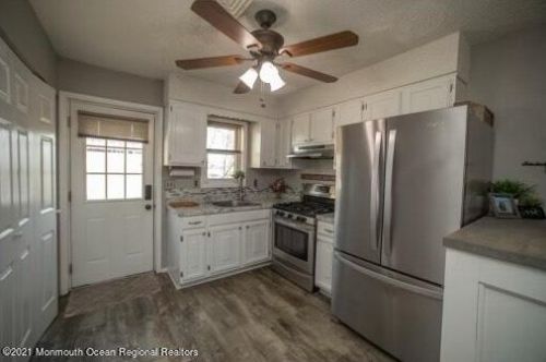 401 Sea Bright Rd, Lacey NJ  08731-4950 exterior