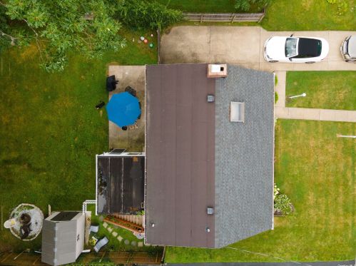 43 Emerson Ave, Copiague, NY 11726-3728