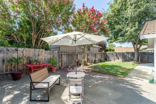 813 Carrion Cir, Winters, CA 95694-1665