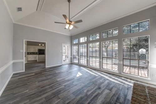 5631 Spring Lodge Dr, Humble TX 77345-1470 exterior