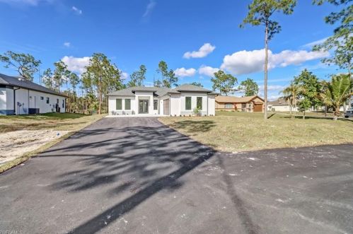 3134 42nd Ter, Naples, FL 34116-8353