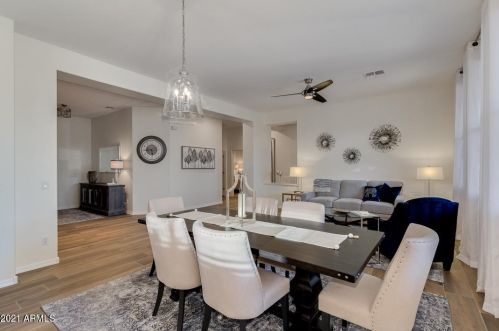 681 Wildhorse Dr, Chandler AZ 85286-6139 exterior