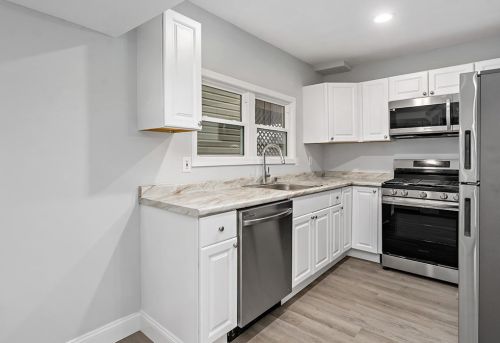 2621 Grandview Ave, Mckeesport PA  15132-7831 exterior