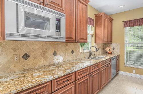 435 Fairway Lndg, Fort Pierce FL  34986-2166 exterior