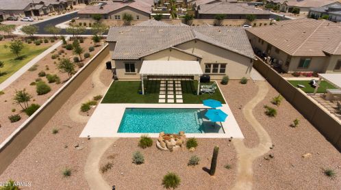 7544 Peppertree Dr, Gilbert AZ  85298 exterior