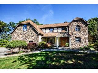 121 Caromar Dr, Seven Fields, PA 16046-2605