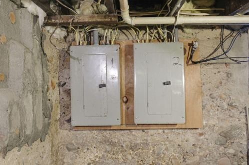 3236 James Ave, Minneapolis MN 55412-2442 exterior