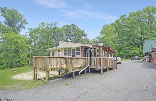 131 Mount Pisgah Ave, Oxford NJ  07863-3070 exterior