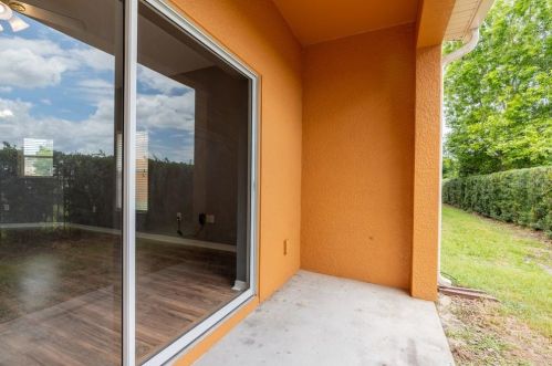 4219 Winding Vine Dr, Lakeland FL  33812-2205 exterior