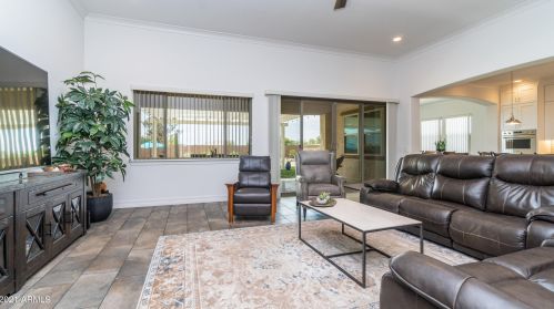 7544 Peppertree Dr, Gilbert AZ  85298 exterior